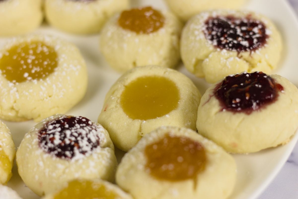 grandmothers jam thumbprint cookies recipe - Article 1